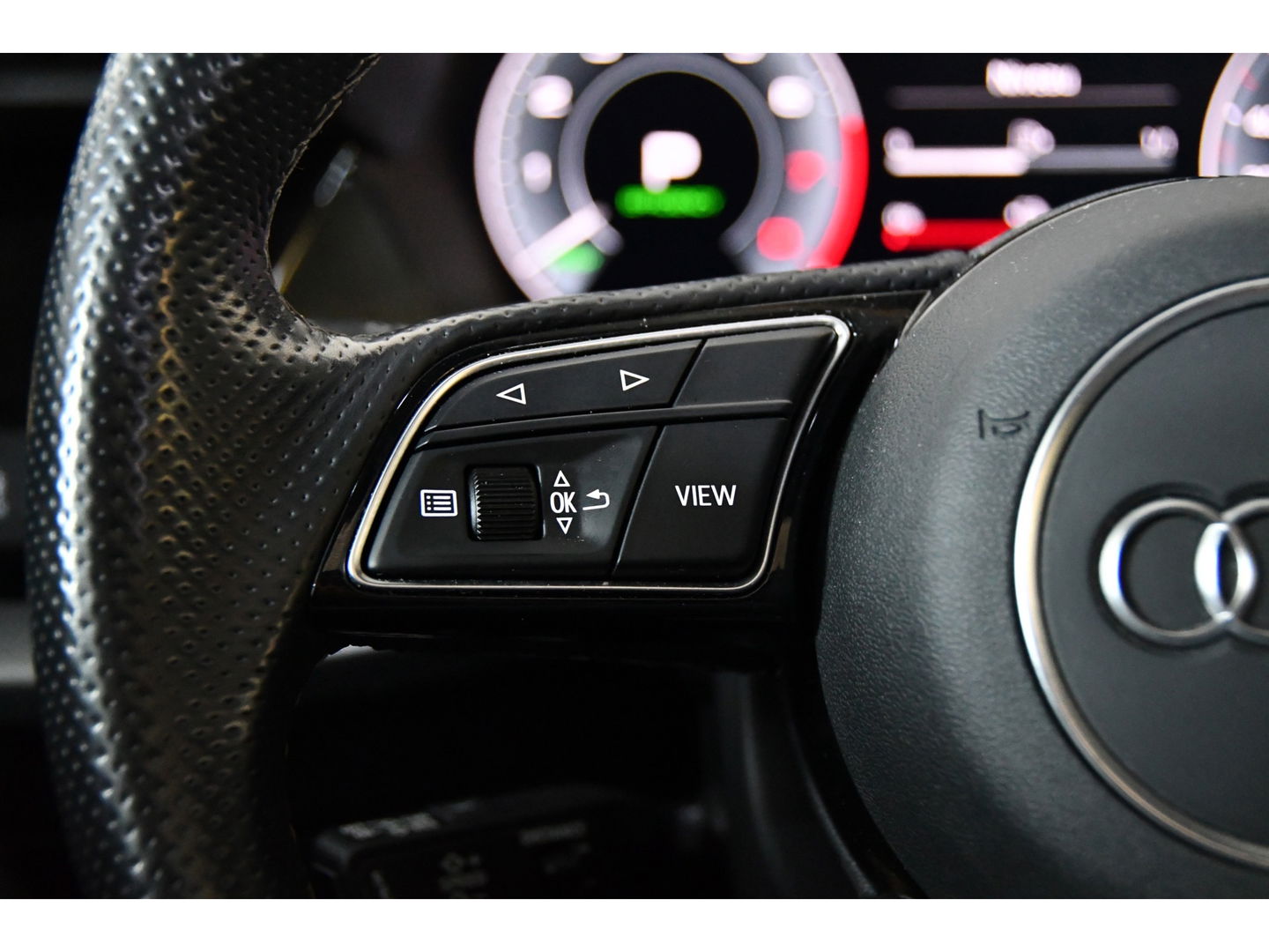 Audi A3 Sportback 40 TFSI e Business S-line, Panoramadak, Applecarplay