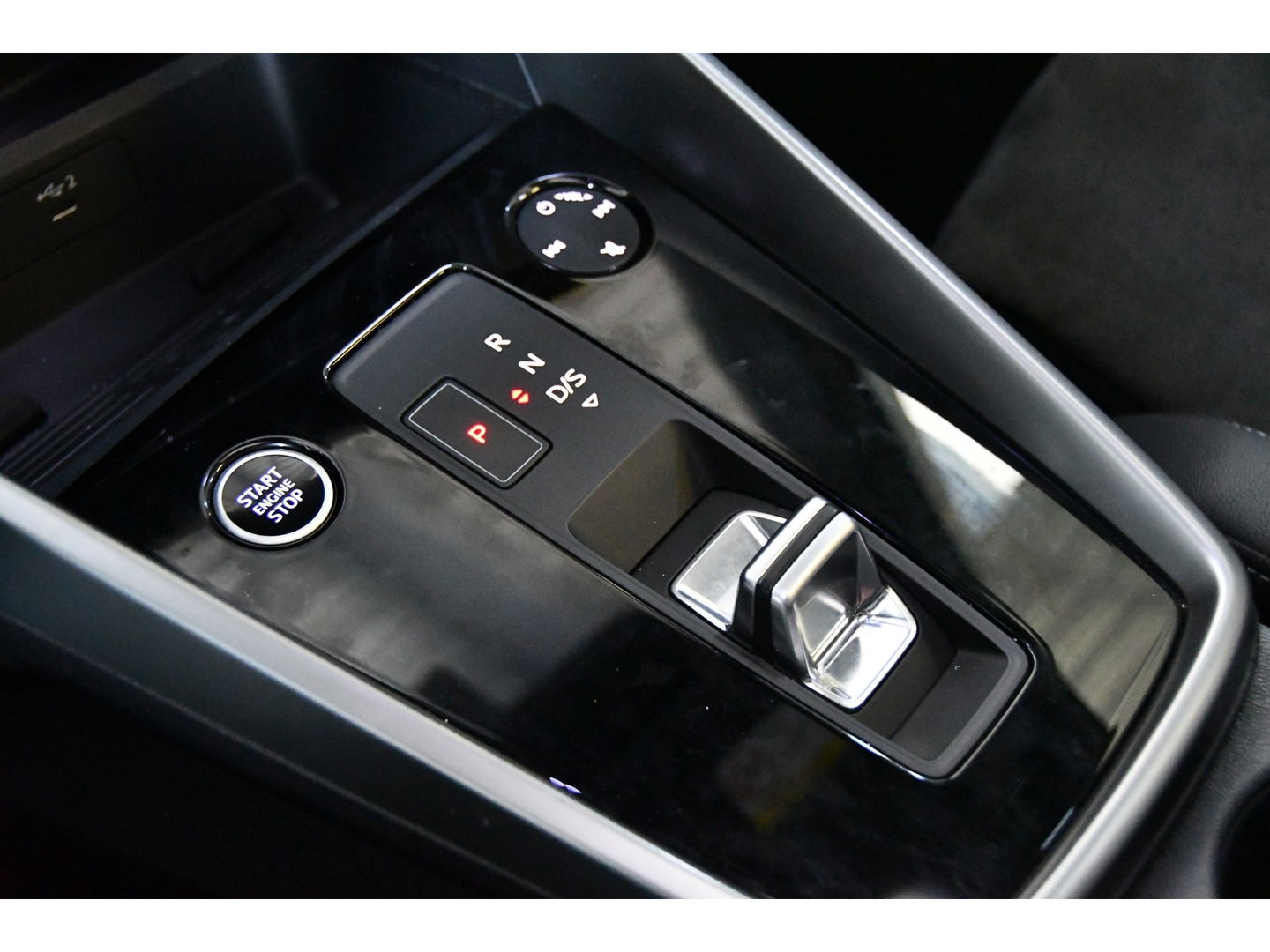 Audi A3 Sportback 40 TFSI e Business S-line, Panoramadak, Applecarplay