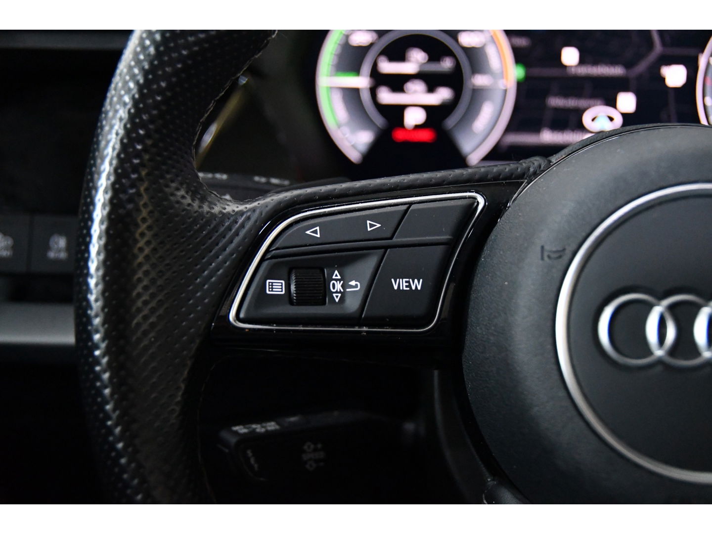 Audi A3 Sportback 40TFSI e Business S-line, Panoramadak, Applecarplay