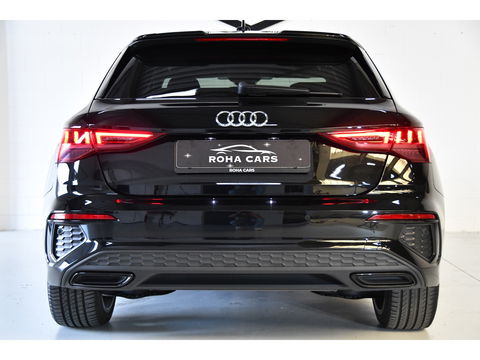 Audi A3 Sportback 40TFSI e Business S-line, Panoramadak, Applecarplay