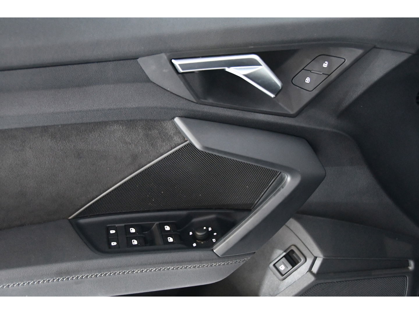 Audi A3 Sportback 40TFSI e Business S-line, Panoramadak, Applecarplay