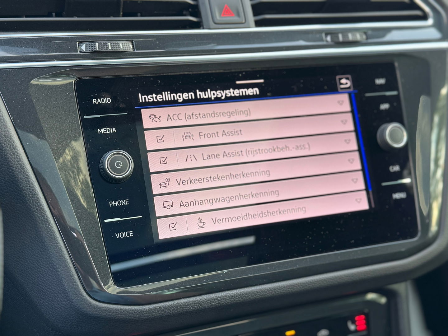 Volkswagen Tiguan 1.4 TSI eHybrid R-Line 245PK|Pano|ACC|Carplay|DCC|Camera