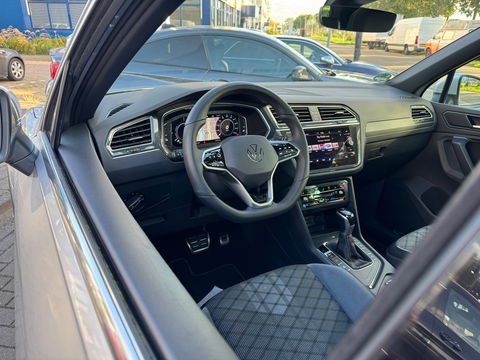 Volkswagen Tiguan 1.4 TSI eHybrid R-Line 245PK|Pano|ACC|Carplay|DCC|Camera