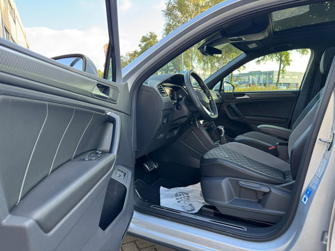 Volkswagen Tiguan 1.4 TSI eHybrid R-Line 245PK|Pano|ACC|Carplay|DCC|Camera
