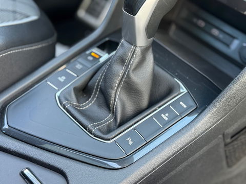 Volkswagen Tiguan 1.4 TSI eHybrid R-Line 245PK|Pano|ACC|Carplay|DCC|Camera