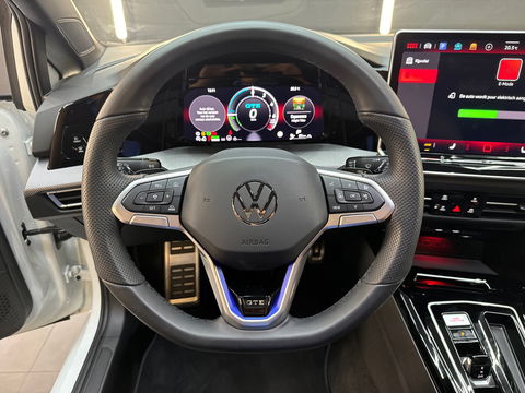 Volkswagen Golf 1.5 eHybrid GTE Keyless|HuD|360Cam|IQ|Sfeer