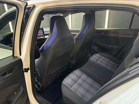 Volkswagen Golf 1.5 eHybrid GTE Keyless|HuD|360Cam|IQ|Sfeer