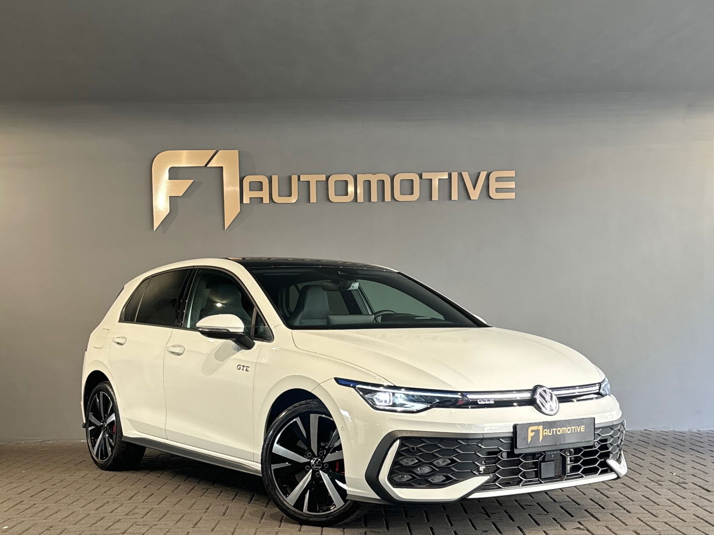 Volkswagen Golf 1.5 eHybrid GTE Keyless|HuD|360Cam|IQ|Sfeer