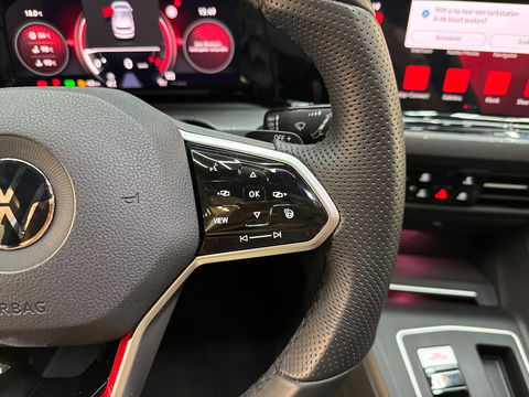 Volkswagen Golf 2.0 TSI GTI Pano|IQ|HuD|H/K|Memory|Trekhaak