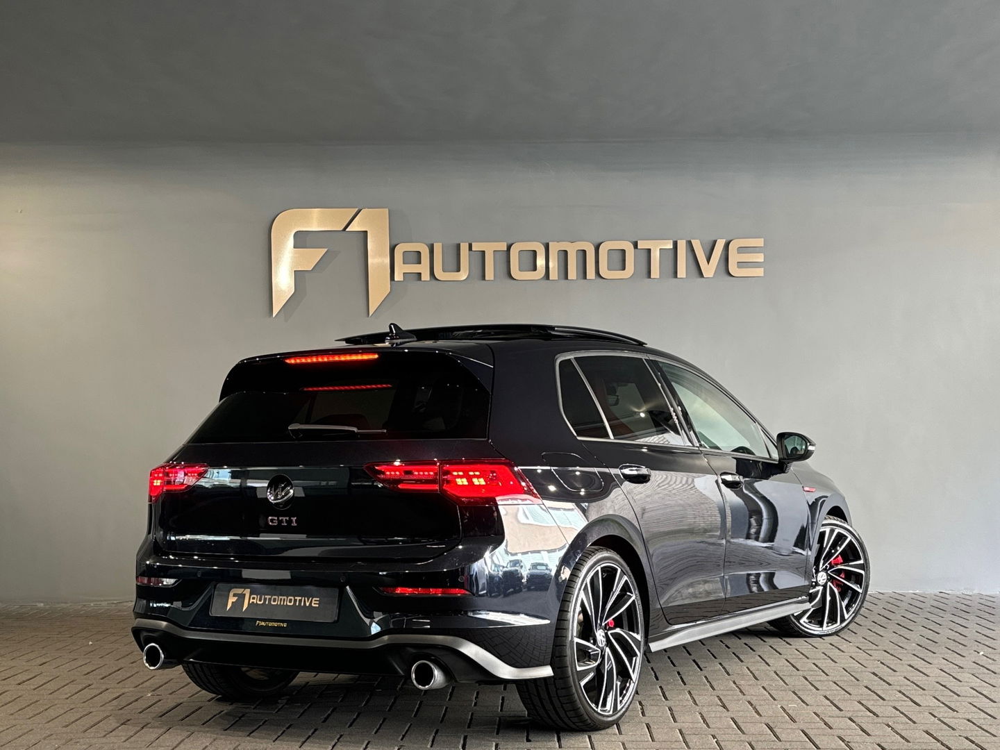 Volkswagen Golf 2.0 TSI GTI Pano|IQ|HuD|H/K|Memory|Trekhaak