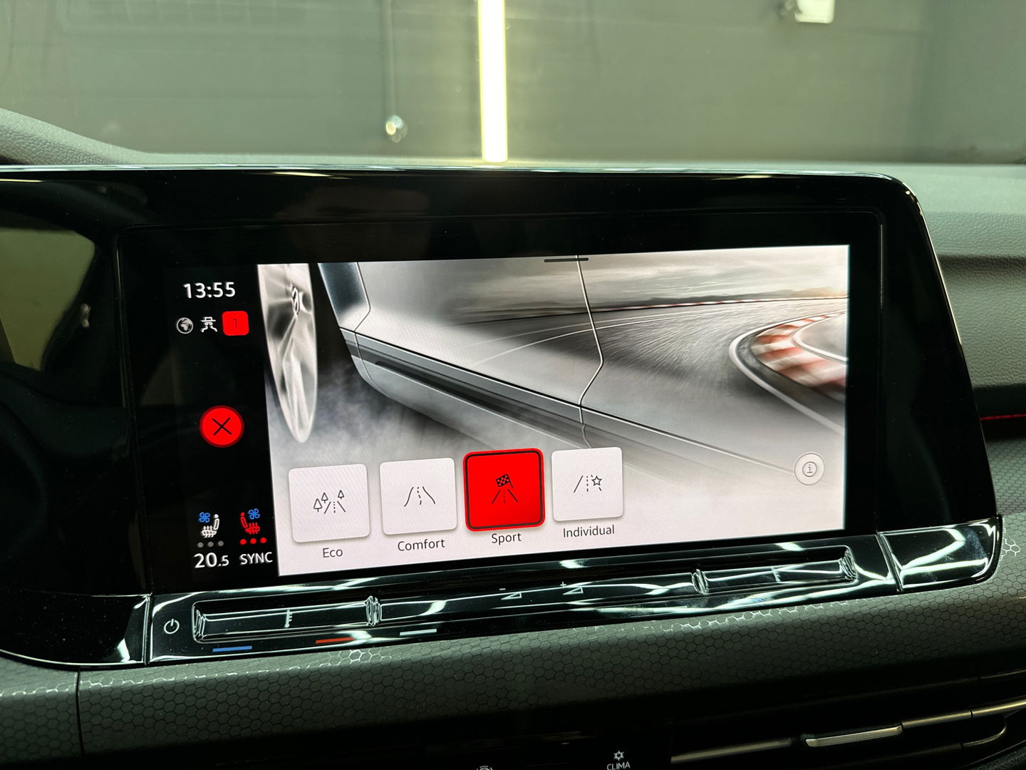 Volkswagen Golf 2.0 TSI GTI Pano|IQ|HuD|H/K|Memory|Trekhaak