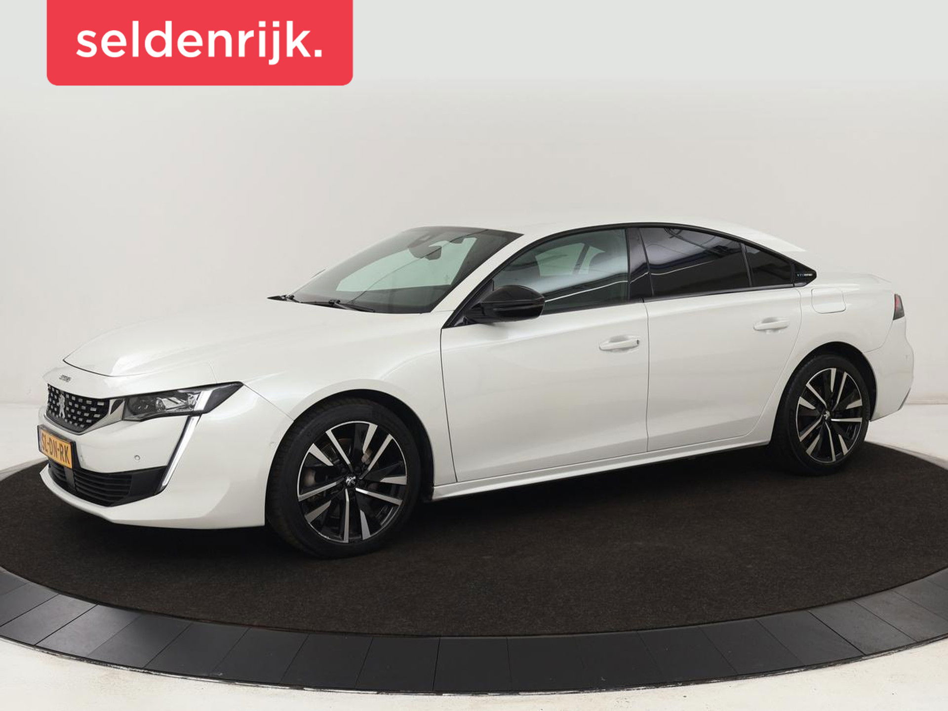 Peugeot 508 1.6 HYbrid 225 GT | Leder | Focal Sound | Stoelverwarming | Adaptive cruise | Carplay | Massage | Memory | Navigatie | PHEV | Plug In
