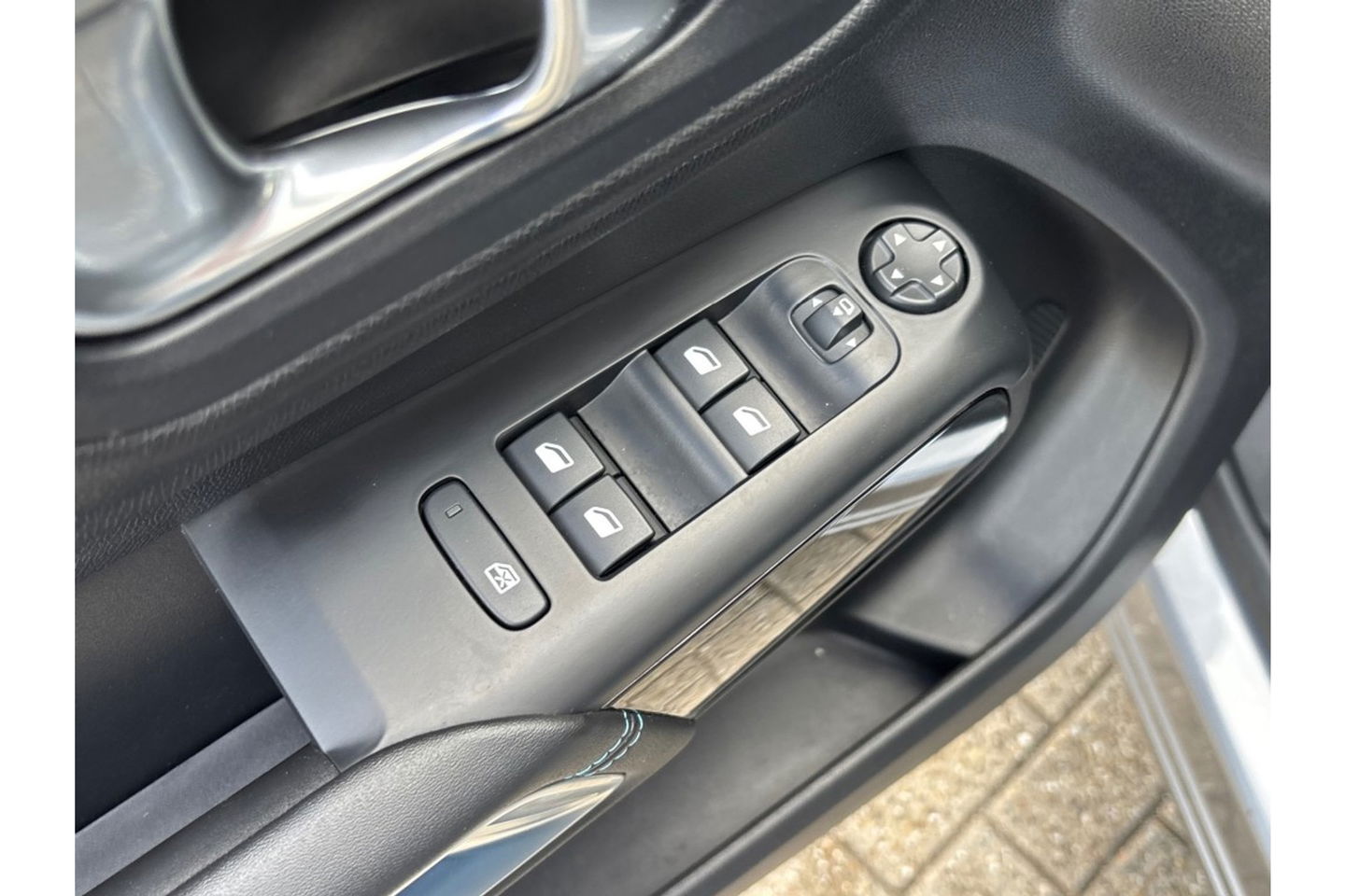 Citroën C5 Aircross 1.2 PURETECH FEEL PACK AIRCO NAVI CARPLAY PDC-CAMERA.