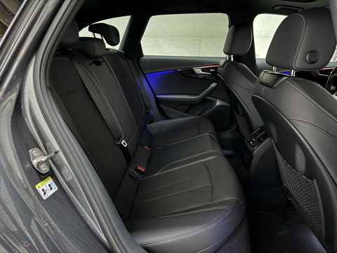 Audi A4 Avant 35 TFSI S-Line Black Edition Pano Virtual Sfeer NAP