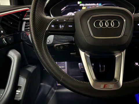 Audi A4 Avant 35 TFSI S-Line Black Edition Pano Virtual Sfeer NAP