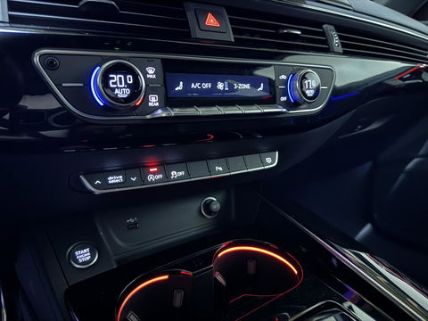 Audi A4 Avant 35 TFSI S-Line Black Edition Pano Virtual Sfeer NAP