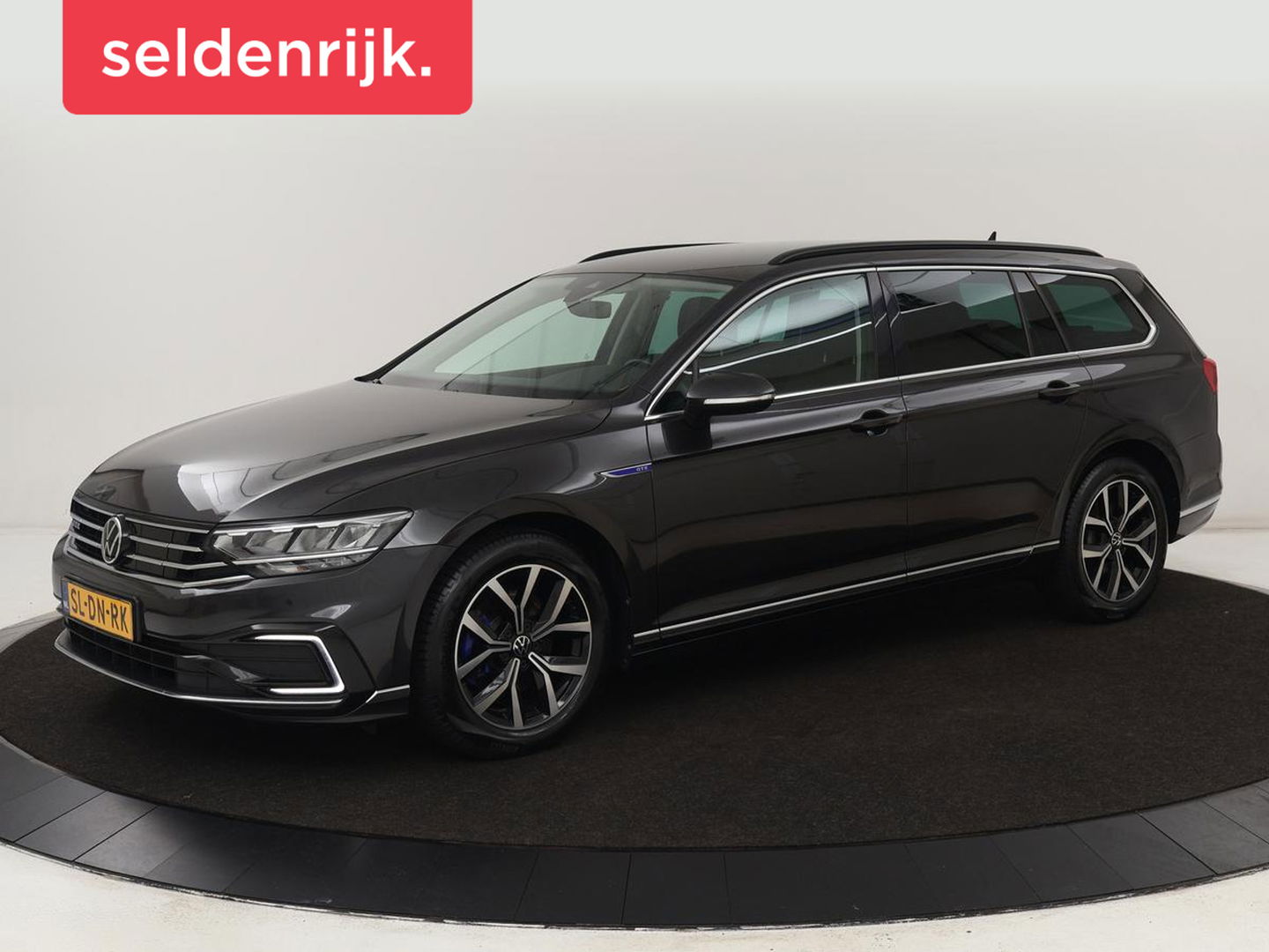 Volkswagen Passat Variant 1.4 TSI PHEV GTE Business | Adaptive Cruise | Navigatie | Virtual Cockpit | Massage | Stoelverwarming | Carplay