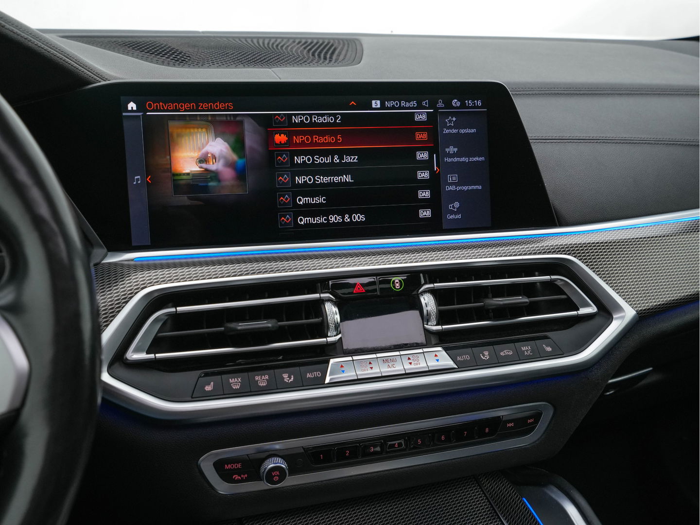 BMW X6 M50d High Executive AWD (INCL-BTW) Aut. *PANO | HEAD-UP | LASER-LIGHT | LUXURY-LEATHER | ADAPTIVE-CRUISE | SOFT-CLOSE | HARMAN/KARDON | BLIND-SPOT | MEMORY-PACK | BMW-INDIVIDUAL | HEATED-SPORTSEATS | TOP-VIEW | TOWB