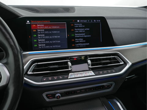 BMW X6 M50d High Executive AWD (INCL-BTW) Aut. *PANO | HEAD-UP | LASER-LIGHT | LUXURY-LEATHER | ADAPTIVE-CRUISE | SOFT-CLOSE | HARMAN/KARDON | BLIND-SPOT | MEMORY-PACK | BMW-INDIVIDUAL | HEATED-SPORTSEATS | TOP-VIEW | TOWB