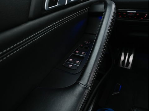 BMW X6 M50d High Executive AWD (INCL-BTW) Aut. *PANO | HEAD-UP | LASER-LIGHT | LUXURY-LEATHER | ADAPTIVE-CRUISE | SOFT-CLOSE | HARMAN/KARDON | BLIND-SPOT | MEMORY-PACK | BMW-INDIVIDUAL | HEATED-SPORTSEATS | TOP-VIEW | TOWB