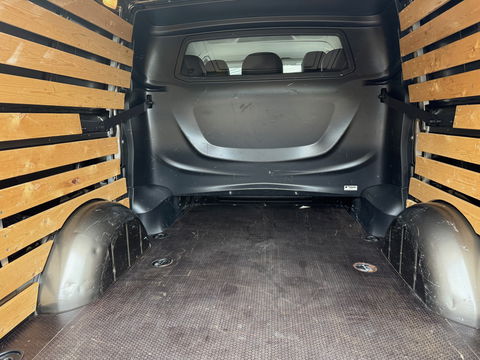 Mercedes-Benz Vito 114 CDI Automaat Euro 6 - L2 Lang - DC 5 Pers. - 1ste Eigenaar NL Auto