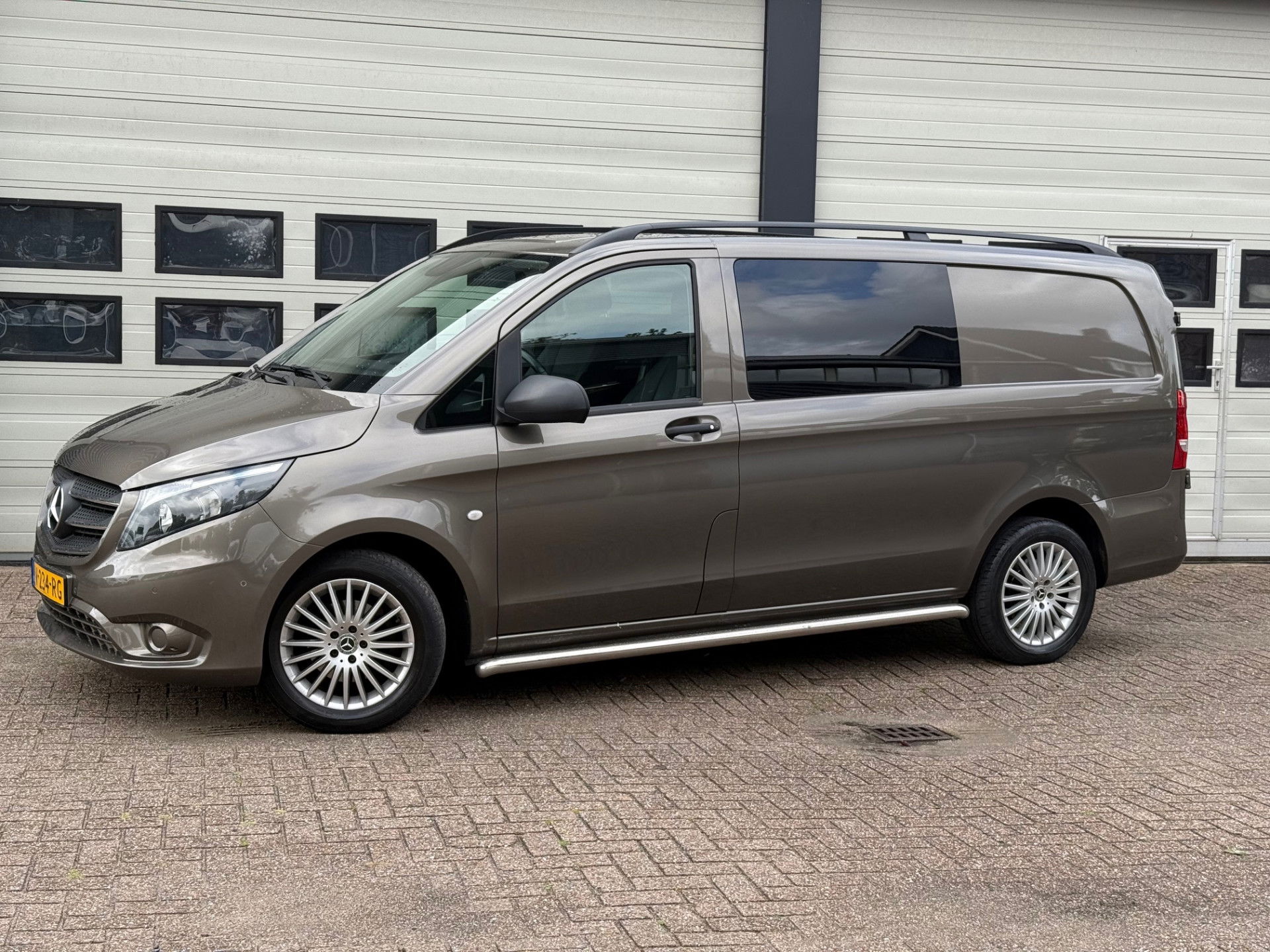 Mercedes-Benz Vito 114 CDI Automaat Euro 6 - L2 Lang - DC 5 Pers. - 1ste Eigenaar NL Auto