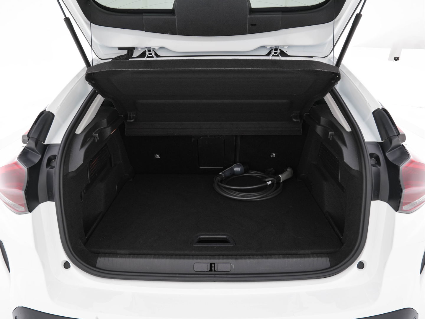 Citroën Ë-C4 Shine 50 kWh [ 3-Fase ] Aut *HEAD-UP | FULL-LED | LEATHER-MICROFIBRE | CAMERA | DIGI-COCKPIT | NAVI-FULLMAP | KEYLESS | COMFORT-SEATS | ECC | LANE-ASSIST | PDC | CCS-FASTLOADER | CRUISE | CARPLAY | 18''ALU*
