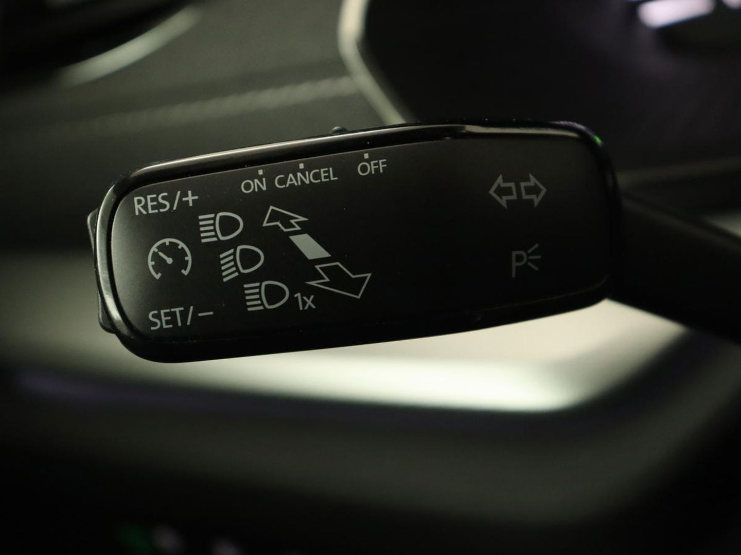 Škoda Octavia 1.4 TSI iV PHEV Business Edition | Stoelverwarming | Carplay | Full LED | Keyless | Sfeerverlichting | Digital Cockpit | Climate control | Cruise control | Parkeerhulp | Plug In