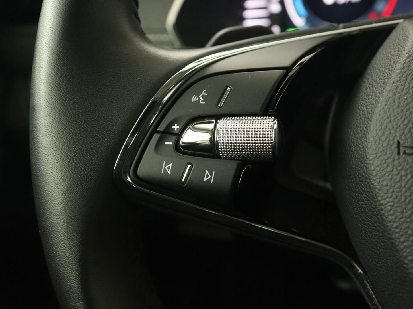 Škoda Octavia 1.4 TSI iV PHEV Business Edition | Stoelverwarming | Carplay | Full LED | Keyless | Sfeerverlichting | Digital Cockpit | Climate control | Cruise control | Parkeerhulp | Plug In