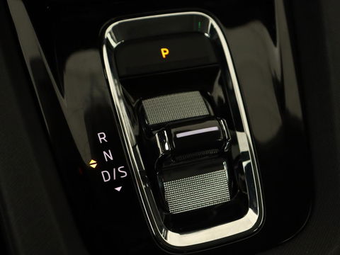 Škoda Octavia 1.4 TSI iV PHEV Business Edition | Stoelverwarming | Carplay | Full LED | Keyless | Sfeerverlichting | Digital Cockpit | Climate control | Cruise control | Parkeerhulp | Plug In