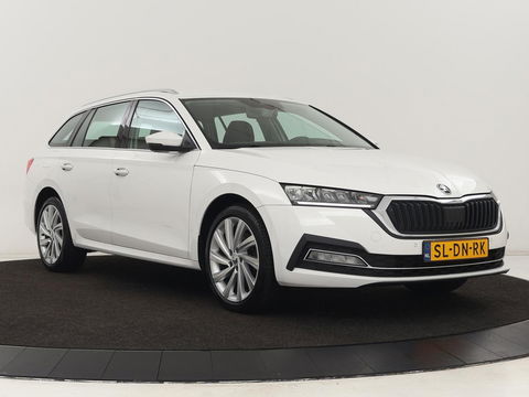 Škoda Octavia 1.4 TSI iV PHEV Business Edition | Stoelverwarming | Carplay | Full LED | Keyless | Sfeerverlichting | Digital Cockpit | Climate control | Cruise control | Parkeerhulp | Plug In