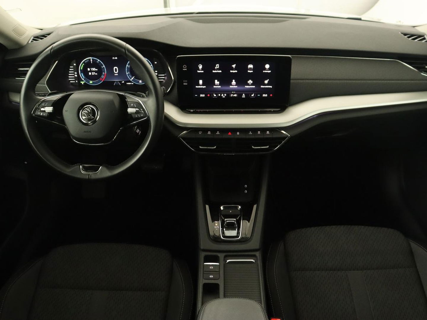 Škoda Octavia 1.4 TSI iV PHEV Business Edition | Stoelverwarming | Carplay | Full LED | Keyless | Sfeerverlichting | Digital Cockpit | Climate control | Cruise control | Parkeerhulp | Plug In