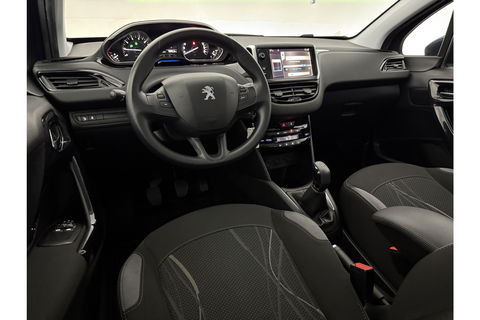 Peugeot 208 1.2 VTi Envy | Clima | Cruise | Navigatie | Parkeersensoren