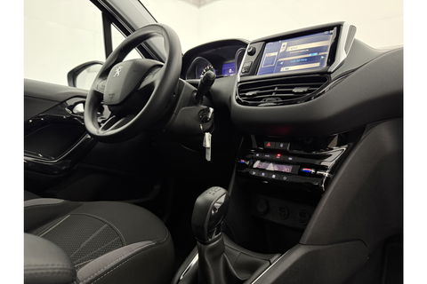 Peugeot 208 1.2 VTi Envy | Clima | Cruise | Navigatie | Parkeersensoren