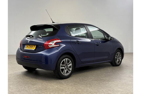 Peugeot 208 1.2 VTi Envy | Clima | Cruise | Navigatie | Parkeersensoren