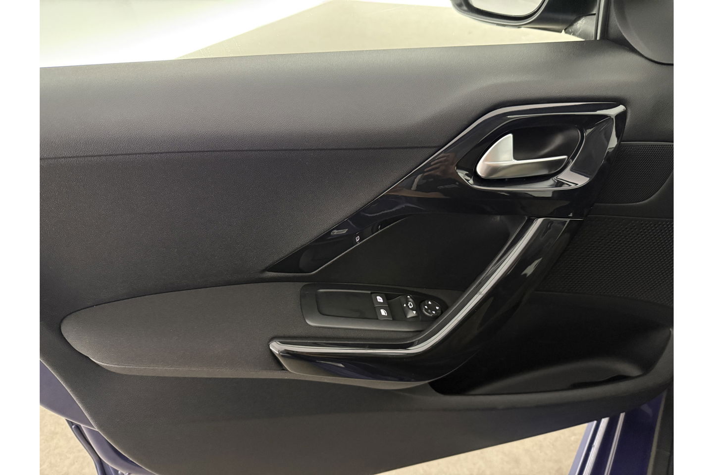 Peugeot 208 1.2 VTi Envy | Clima | Cruise | Navigatie | Parkeersensoren