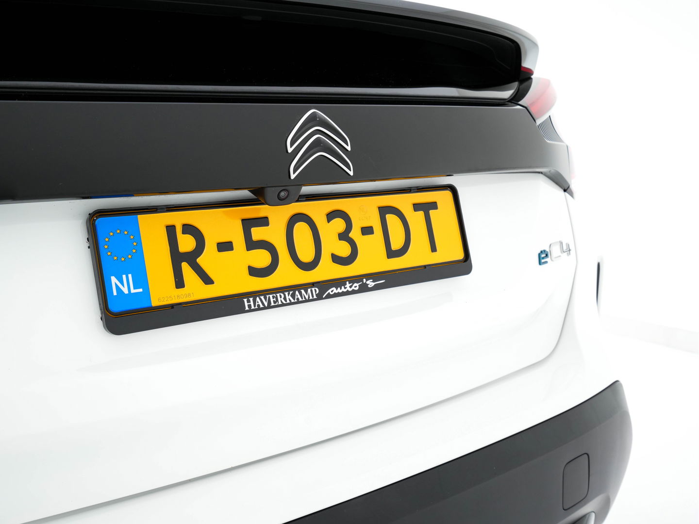 Citroën Ë-C4 Shine 50 kWh [ 3-Fase ] Aut *HEAD-UP | FULL-LED | LEATHER-MICROFIBRE | CAMERA | DIGI-COCKPIT | NAVI-FULLMAP | KEYLESS | COMFORT-SEATS | ECC | LANE-ASSIST | PDC | CCS-FASTLOADER | CRUISE | CARPLAY | 18''ALU*