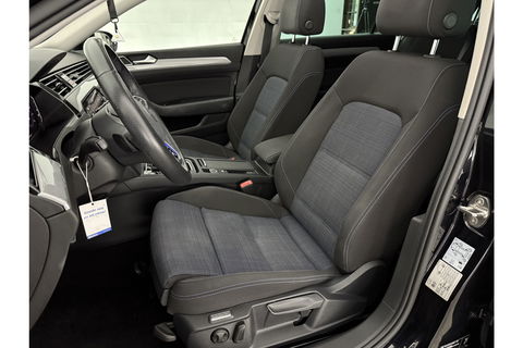 Volkswagen Passat 1.4 TSI 218PK GTE | Panoramadak | Virtual Cockpit | LED | Camera | Trekhaak | Navigatie | Adaptive Cruise