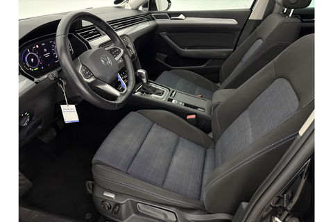 Volkswagen Passat 1.4 TSI 218PK GTE | Panoramadak | Virtual Cockpit | LED | Camera | Trekhaak | Navigatie | Adaptive Cruise