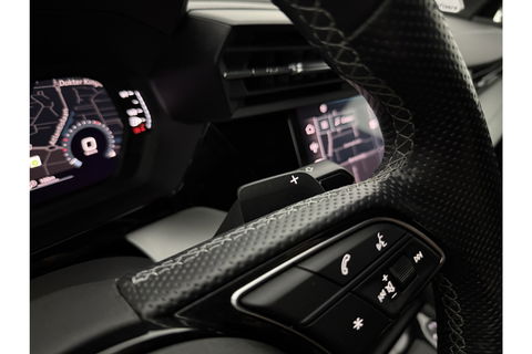Audi A3 30 TFSI S-Line | LED | Virtual Cockpit | Carplay | Cruisecontrol | Navigatie | Parkeersens. | 18''LMV