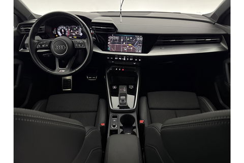 Audi A3 30 TFSI S-Line | LED | Virtual Cockpit | Carplay | Cruisecontrol | Navigatie | Parkeersens. | 18''LMV