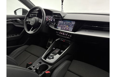 Audi A3 30 TFSI S-Line | LED | Virtual Cockpit | Carplay | Cruisecontrol | Navigatie | Parkeersens. | 18''LMV
