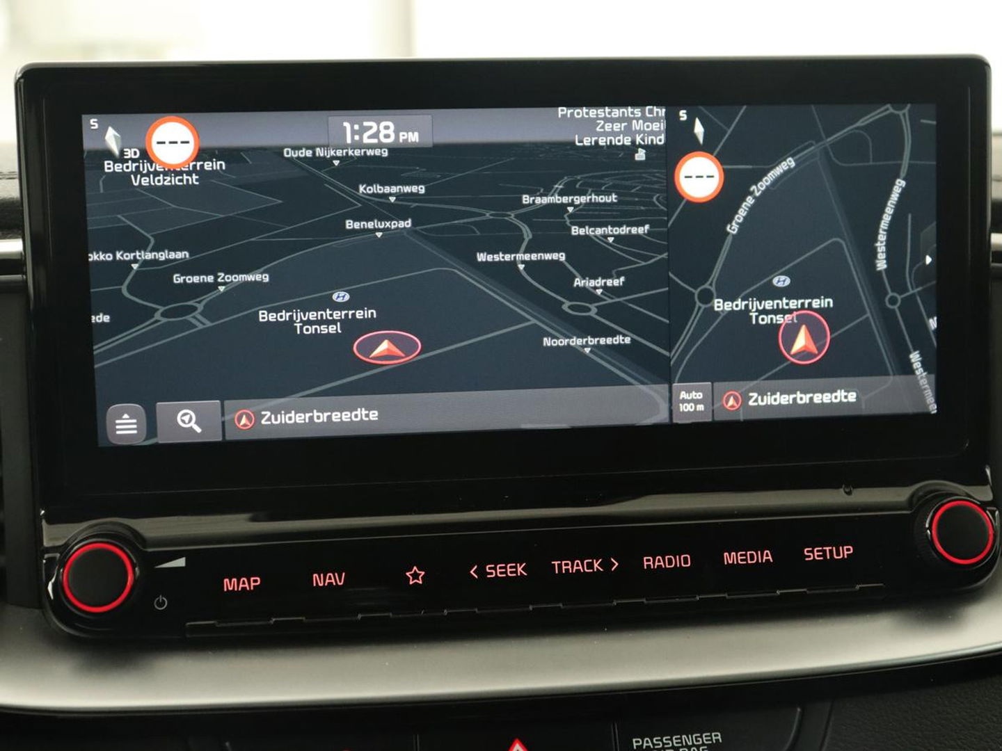 Kia ProCeed 1.5 T-GDI GT-Line | Panoramadak | Trekhaak | Stoel & stuurverwarming | Leder/Alcantara | Adaptive cruise | Carplay | Navigatie | Camera | Keyless | Digital Cockpit