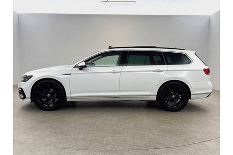 Volkswagen Passat 1.4 TSI 218PK GTE | Panoramadak | 360° | Virtual Cockpit | LED | Adaptive Cruise | Carplay | 19"LMV