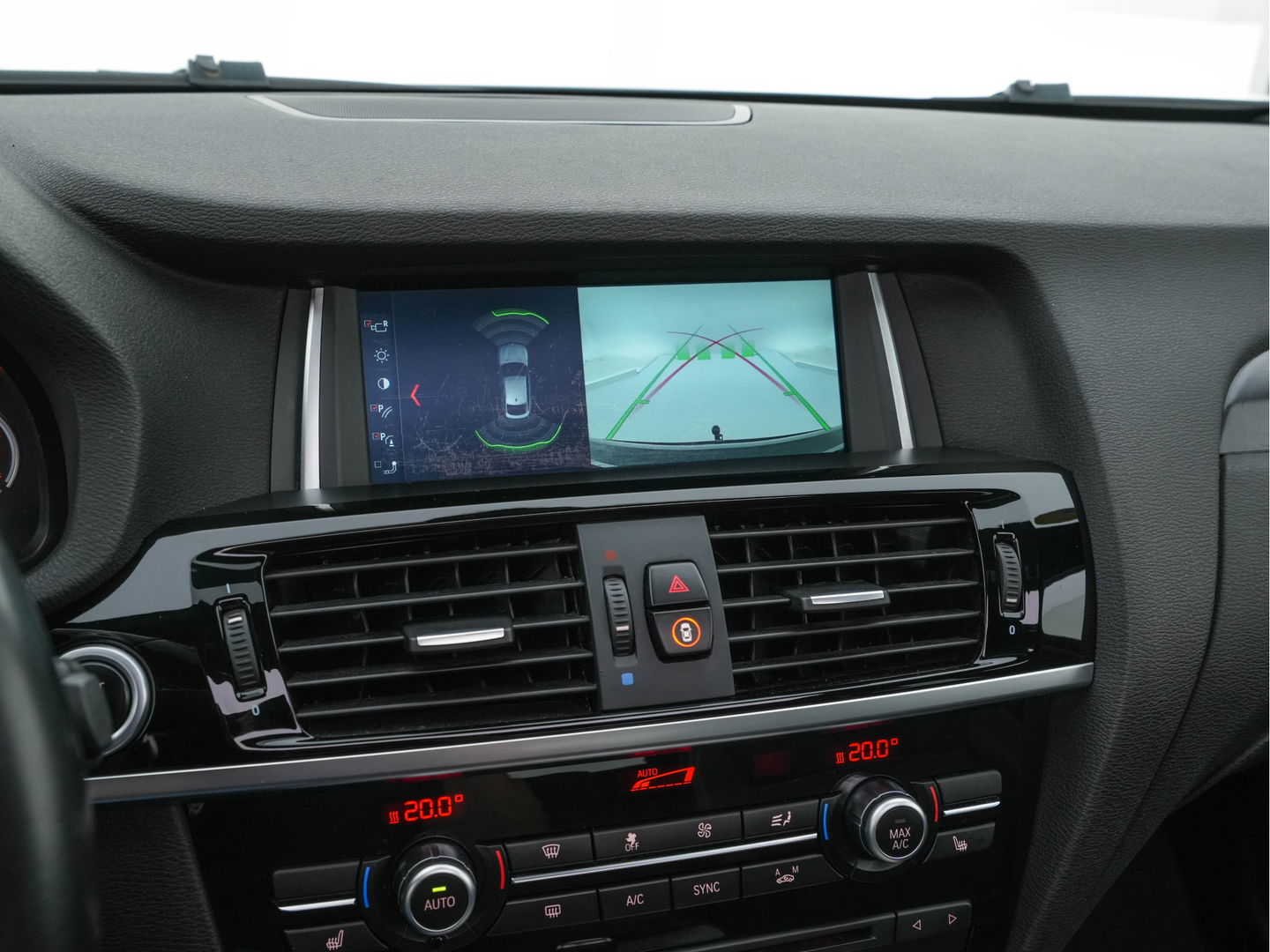 BMW X4 xDrive35d Centennial High Executive M-Sportpack Aut. *PANO | HEAD-UP | LEATHER-FABRIC | FULL-LED | ADAPTIVE-CRUISE | MEMORY-PACK | CAMERA | NAVI-FULLMAP | HEATED-SPORTSEATS | TOWBAR | PRIVACY-GLASS | SHIFT-PADDLES | 20''ALU*
