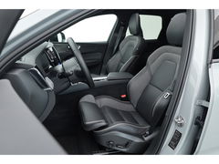 Volvo XC60 2.0 T8 Plug-in hybrid AWD Ultra Dark | Bowers & Wilkins | Massage | Trekhaak | Head-up | 360 camera |
