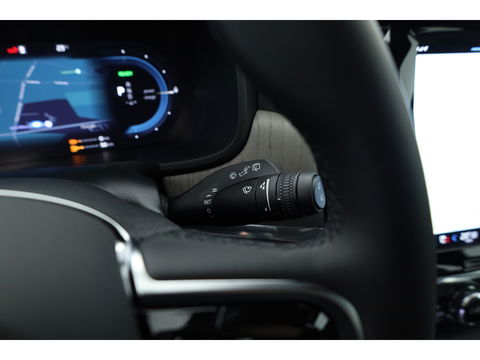 Volvo V90 T8 Recharge Ultra Dark | Luchtvering | Pano | HUD | Elek. Trekhaak | Harman Kardon | Memory seats
