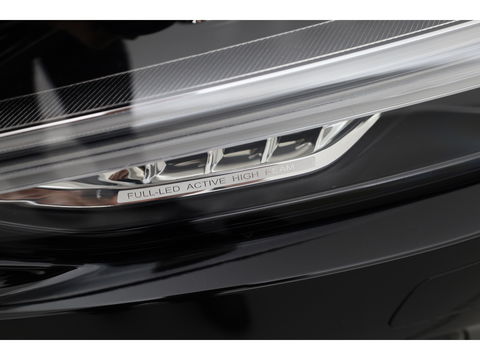 Volvo V90 T8 Recharge Ultra Dark | Luchtvering | Pano | HUD | Elek. Trekhaak | Harman Kardon | Memory seats