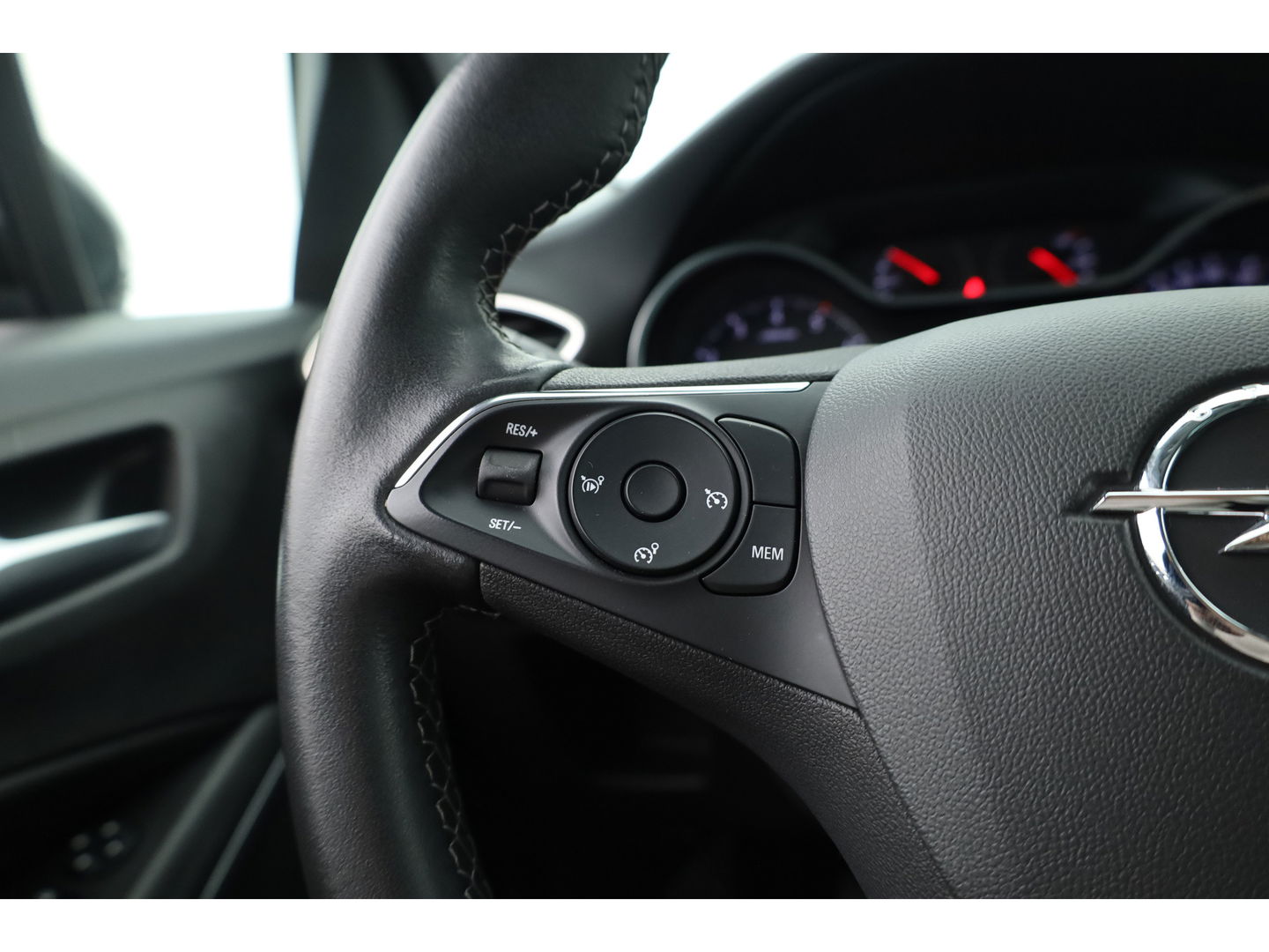 Opel Crossland 1.2 Turbo Elegance | Apple CarPlay & Android Auto | Camera | LED | Clima | 4-Seasons