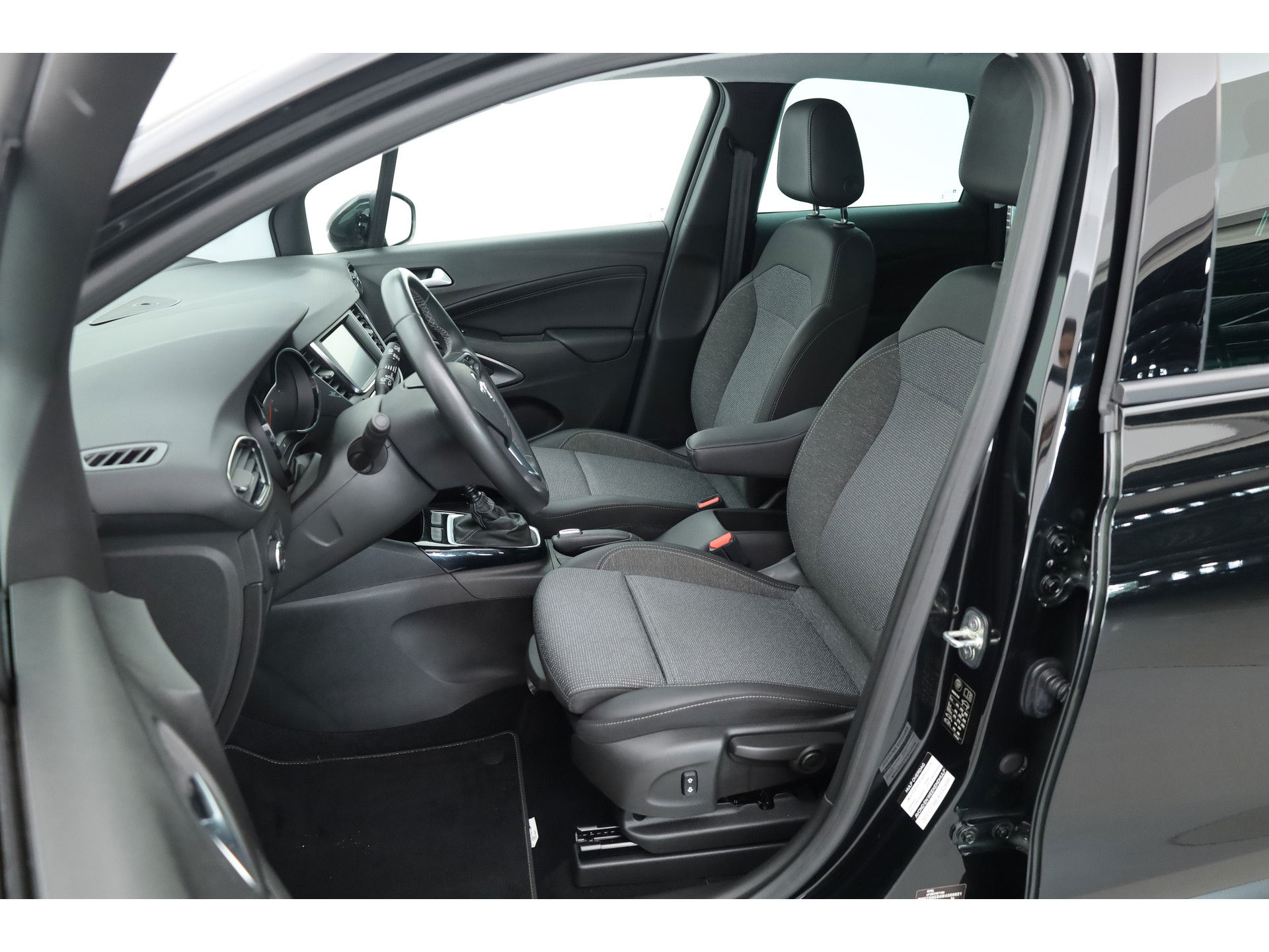 Opel Crossland 1.2 Turbo Elegance | Apple CarPlay & Android Auto | Camera | LED | Clima | 4-Seasons